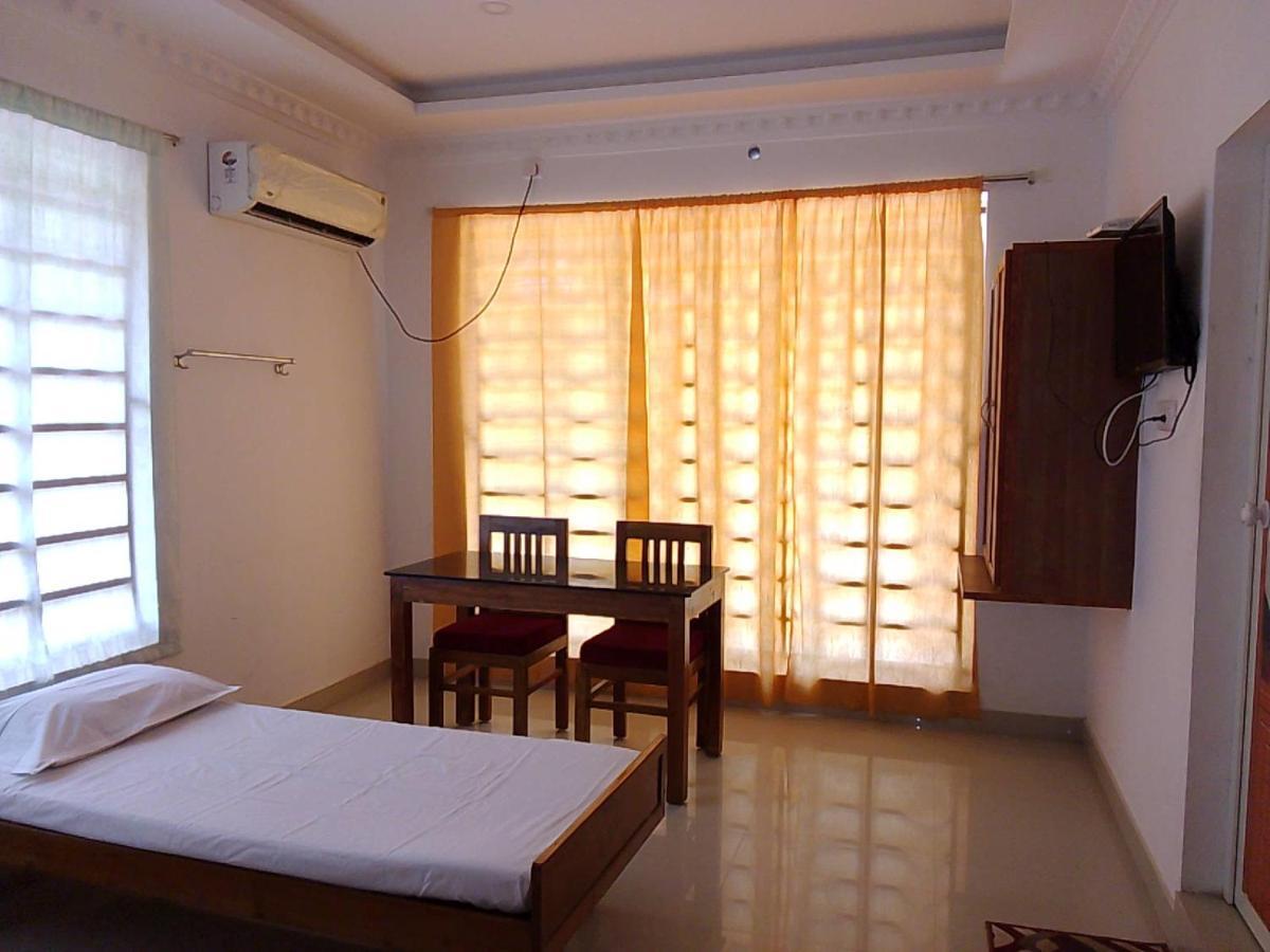 Somatheertham Resort Thiruvananthapuram Exteriör bild