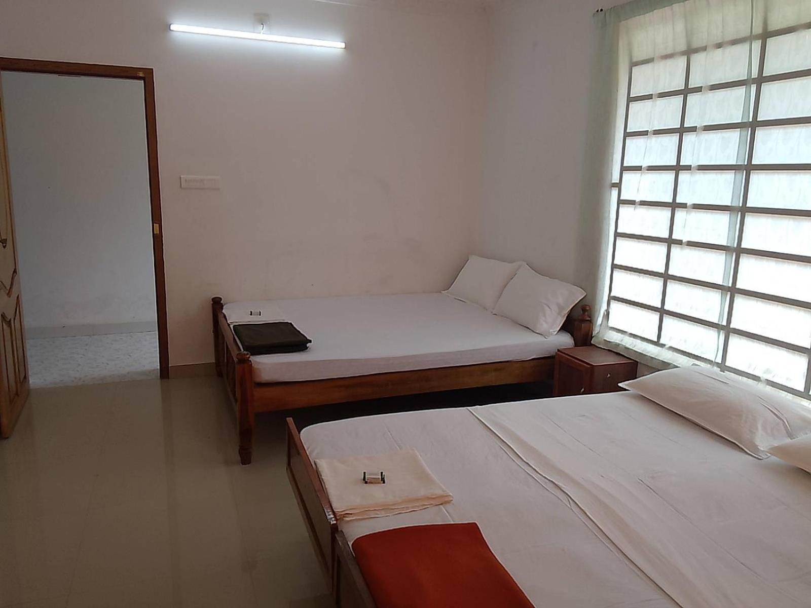 Somatheertham Resort Thiruvananthapuram Exteriör bild