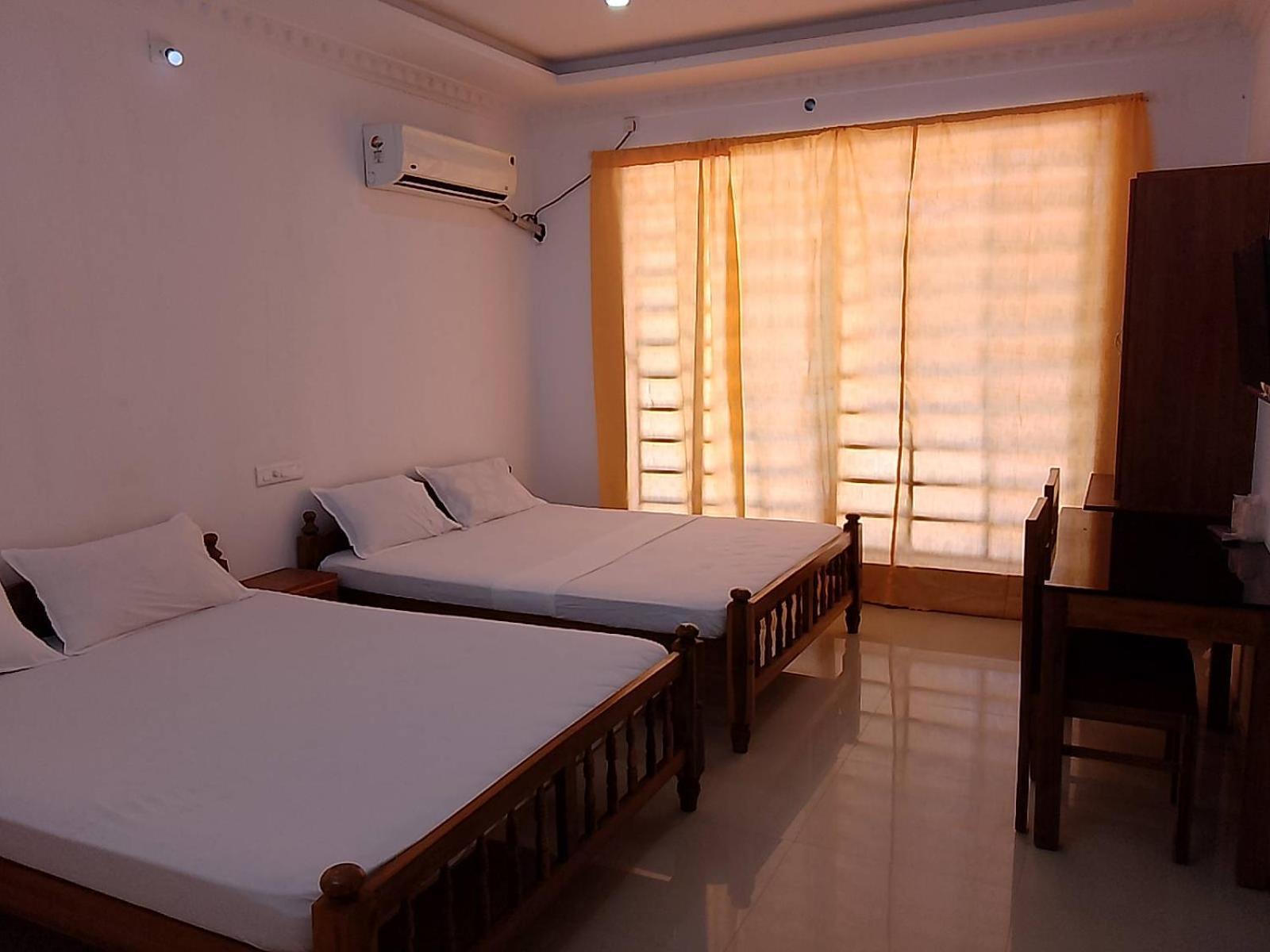Somatheertham Resort Thiruvananthapuram Exteriör bild
