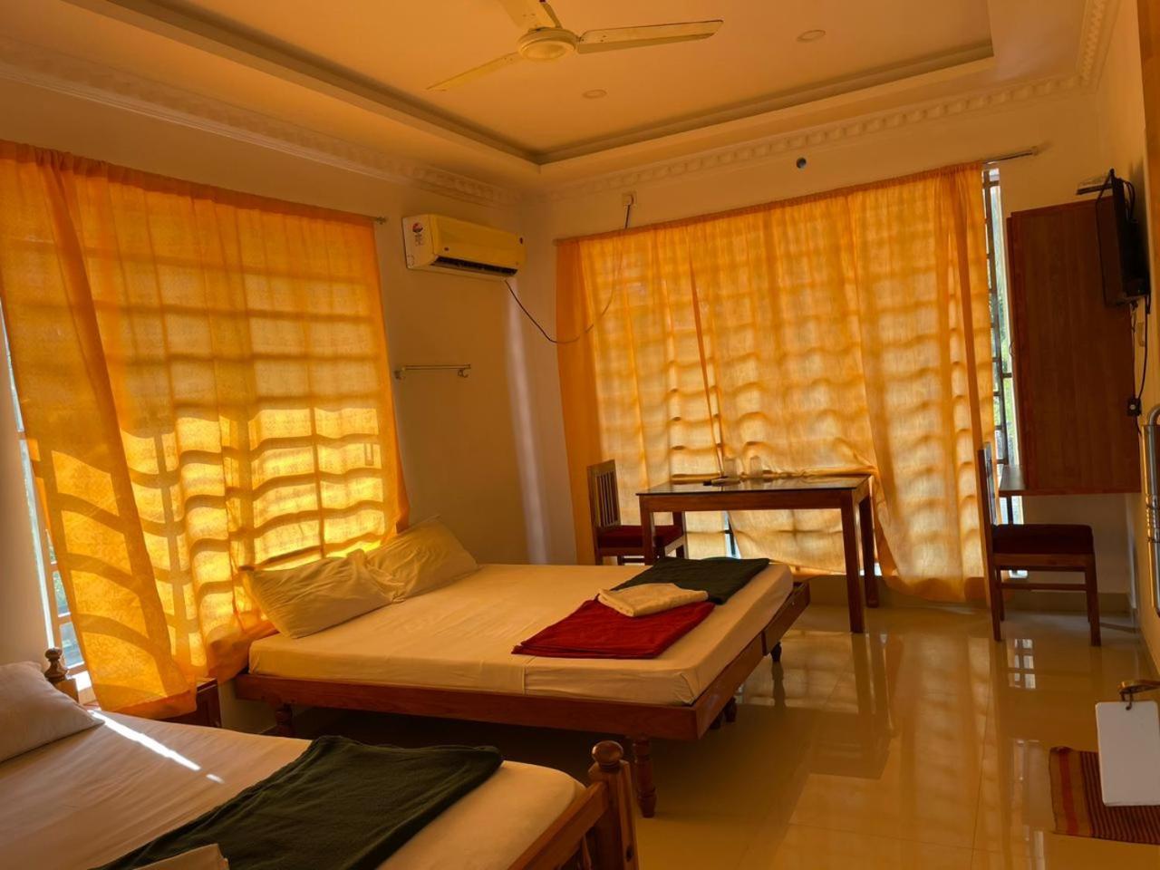 Somatheertham Resort Thiruvananthapuram Exteriör bild