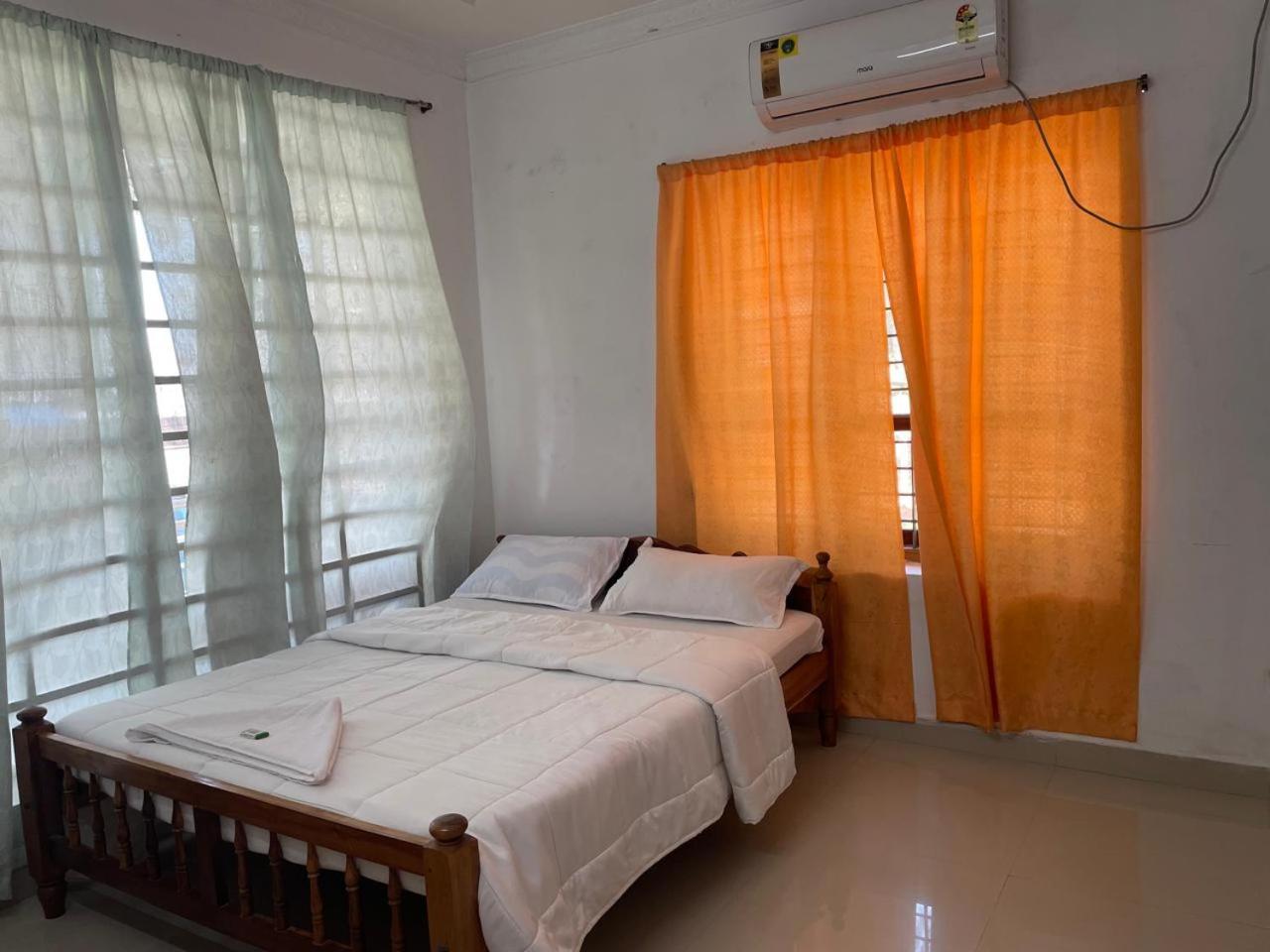 Somatheertham Resort Thiruvananthapuram Rum bild